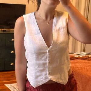 DISSH White Linen Button-Up Blouse